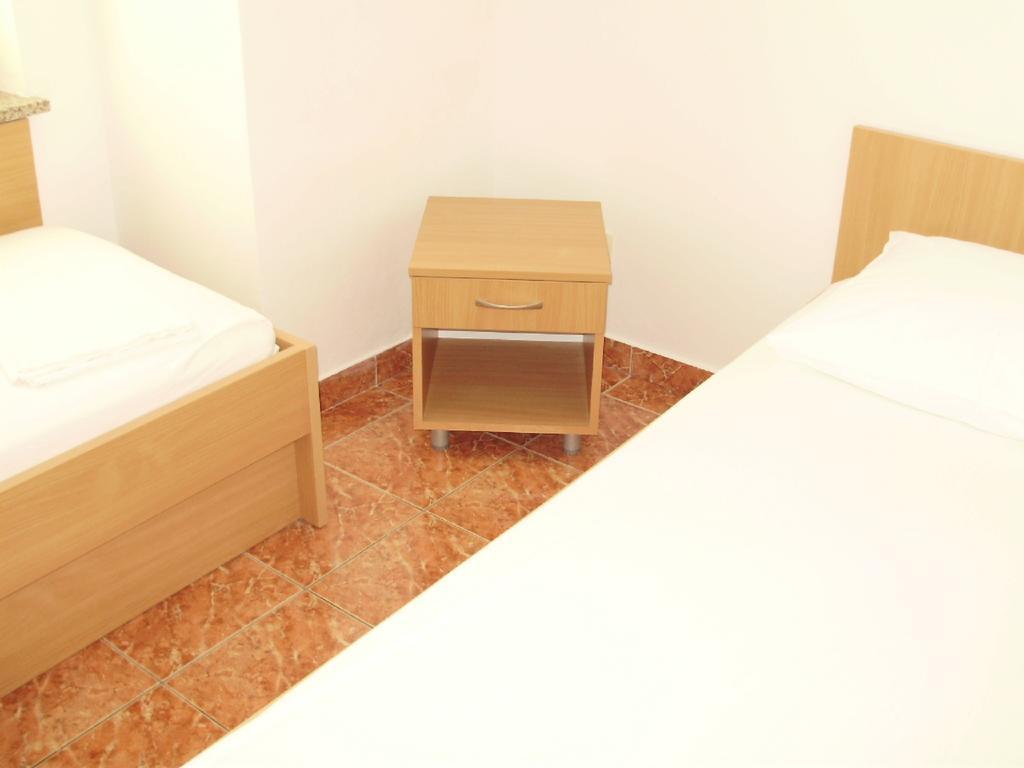 Cosmic Gate Apartments (Adults Only) Novalja Exterior foto